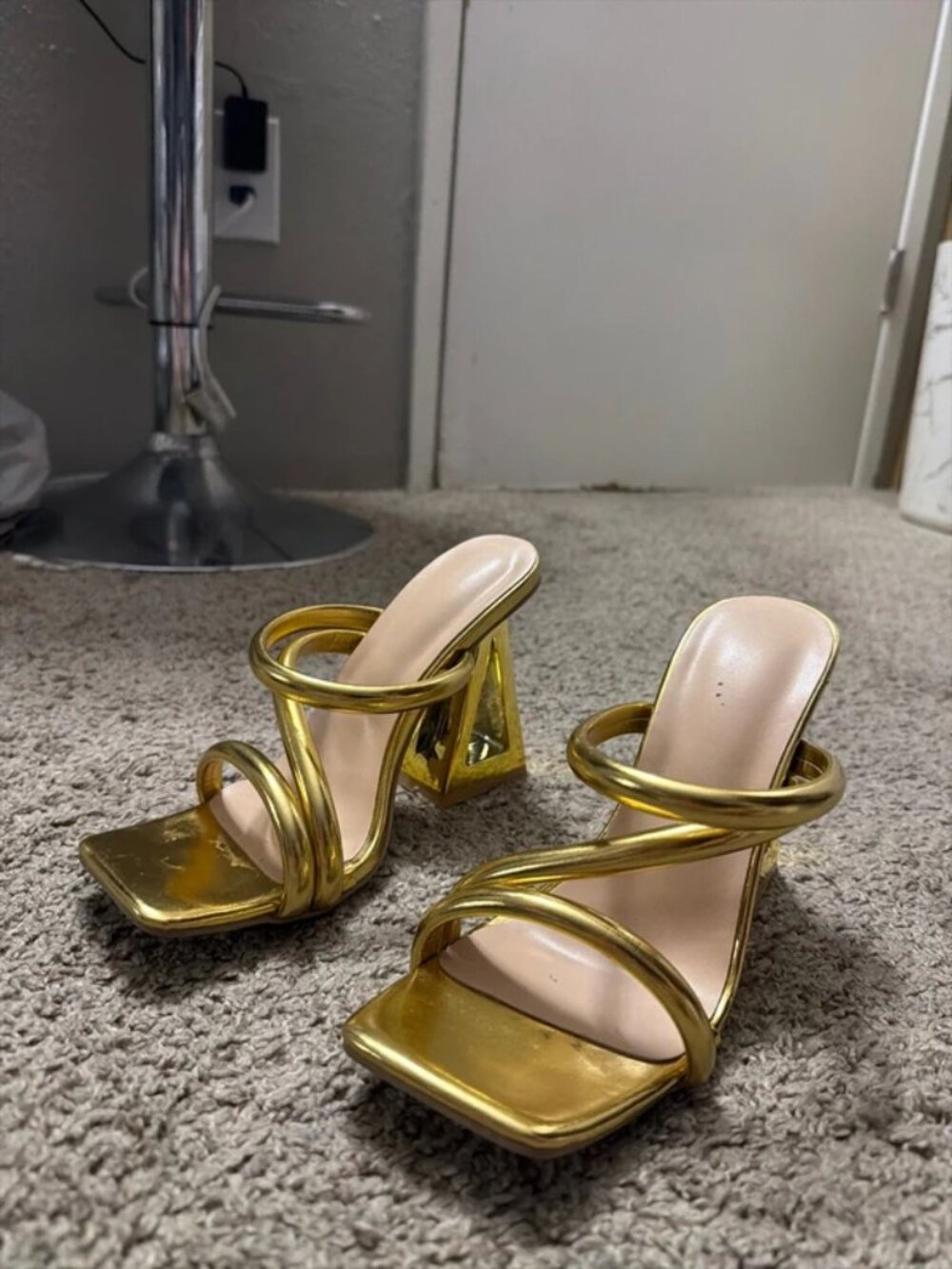 Shein Heels - Picture 2 of 2